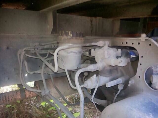 รถฮีโน่ 10 ล้อ รั่ว F17 เปลื่ยนเครื่อง 195 แรงม้า. สนใจติดต่อ 081 - 6079515