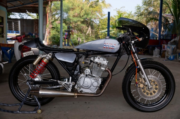 ขาย HONDA JX 110 ทะเบียนพร้อมโอน เอกสารครบ เครื่อง LIFAN 200 CC เอกสาร อินวอย แต่ง คาเฟ่ สวยสวยครับ