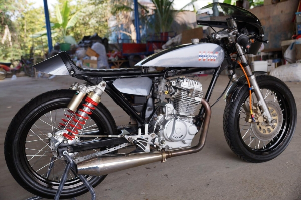 ขาย HONDA JX 110 ทะเบียนพร้อมโอน เอกสารครบ เครื่อง LIFAN 200 CC เอกสาร อินวอย แต่ง คาเฟ่ สวยสวยครับ