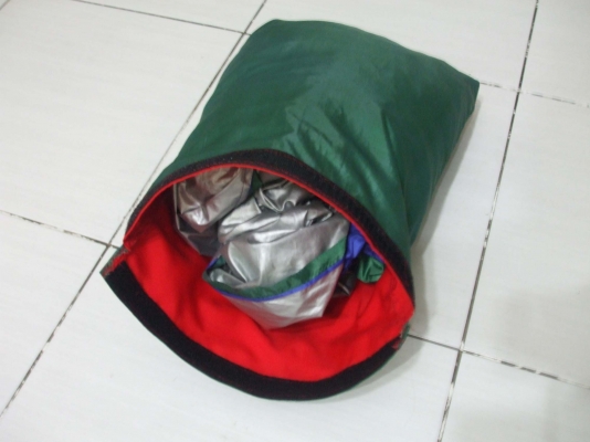 ขาย ผ้าคลุมเรือเจ๊ทสกี ราคา 1,300--1,500 บาท