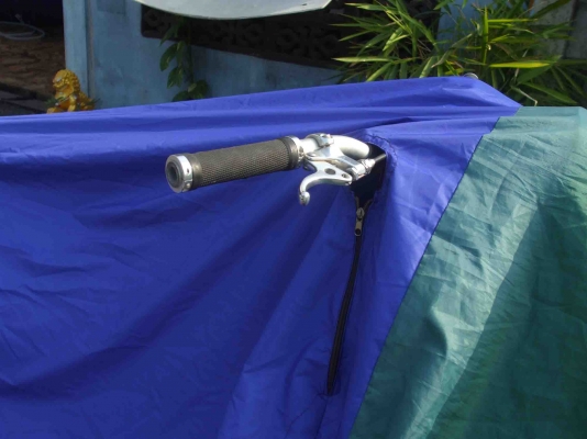 ขาย ผ้าคลุมเรือเจ๊ทสกี ราคา 1,300--1,500 บาท