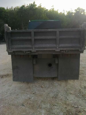 ISUZU NPR  ติดต่อปารวี  0839686255