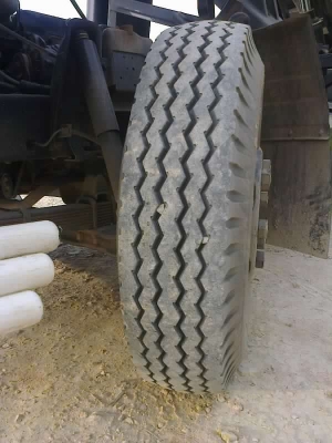 ISUZU NPR  ติดต่อปารวี  0839686255