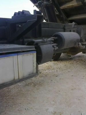 ISUZU NPR  ติดต่อปารวี  0839686255