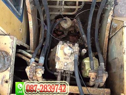 ขาย  รถแบคโฮ KOMATSU PC200-3 ไม่มีเอกสาร