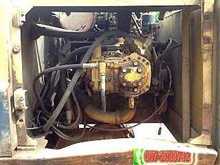 ขาย  รถแบคโฮ KOMATSU PC200-3 ไม่มีเอกสาร