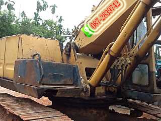 ขาย  รถแบคโฮ KOMATSU PC200-3 ไม่มีเอกสาร
