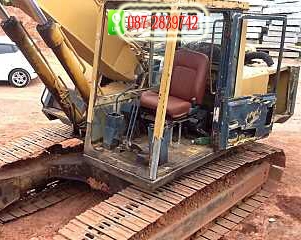 ขาย  รถแบคโฮ KOMATSU PC200-3 ไม่มีเอกสาร