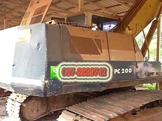 ขาย  รถแบคโฮ KOMATSU PC 200-5