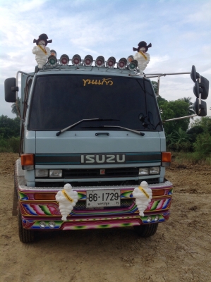 ขาย Isuzu Rocky 240 เทอร์โบ สภาพดี พร้อมใช้งาน รถวิ่งงานอยู่ เจ้าของขายเอง ราคาต่อรองได้