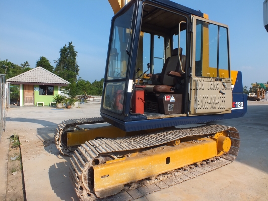 KOMATSU PC120-3  ติดต่อปารวี 0839686255