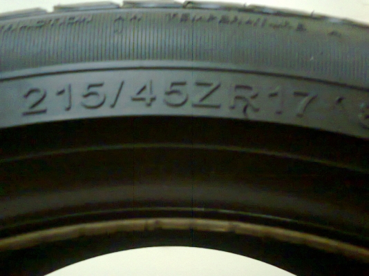 DEESTONE 215-45-17 ปี0212  1เส้นเศษยางใหม่