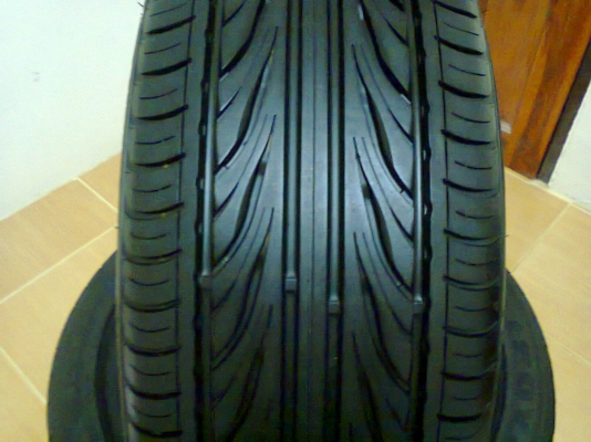 DEESTONE 215-45-17 ปี0212  1เส้นเศษยางใหม่