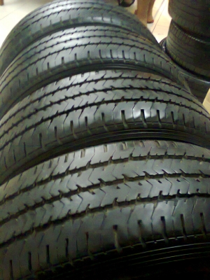 MICHELIN 215R14 ปี13 1ชุดสวยๆใช้ต่อยาวๆไม่ปะไม่บวมปี13ทุกเส้นชุดเดียวกัน