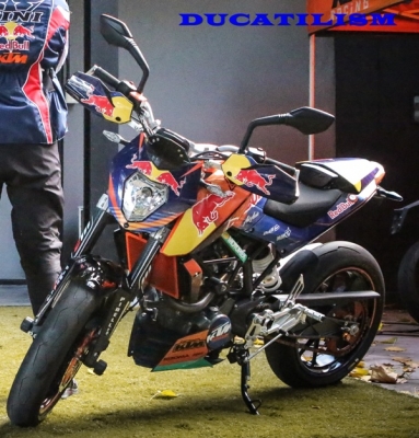 ขายKTM Duke200 รถศูนย์ ทะเบียนพร้อมโอน