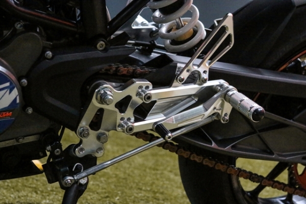 ขายKTM Duke200 รถศูนย์ ทะเบียนพร้อมโอน