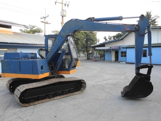 ขายรถแบ็คโค HITACHI 60 -3แทรกใหญ๋ เก่านอกแท้ ช่วงล่างไม่ค่อยใช้งาน 4 พันกว่า ชั่วโมง รับประกันใช้งานได้เลยครับ
