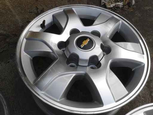 แม็ก Chevrolet ขอบ 16 สภาพถอดป้ายแดง 4วง 5,500 บาท (แม็กเปล่า)