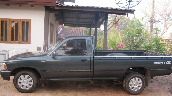 ขายกระบะไมตี้เอ็กหัวเดียวปี34/1991 เครื่องดีแน่นๆไม่ไอไม่จามสภาพพร้อมใช้งาน+เสริมแหนบ+ไม้คาน+แบตเตอร์รี่ลุกใหม่แอร์เย็น+เทปชีดี+ภาษีเต็มขายตุลาคม57+เอกสารพร้อมโอน ราคา95000บาท ต่อรองได้นิดน่อยครับ รถยุอำนาจเจริญครับสนใจมาลองขับดูได้ครับ 080-1696651