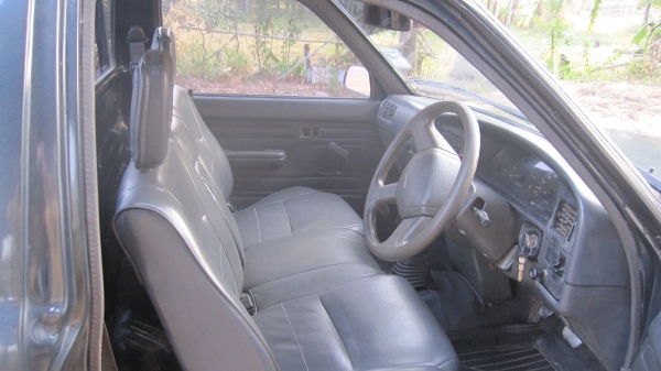 ขายกระบะไมตี้เอ็กหัวเดียวปี34/1991 เครื่องดีแน่นๆไม่ไอไม่จามสภาพพร้อมใช้งาน+เสริมแหนบ+ไม้คาน+แบตเตอร์รี่ลุกใหม่แอร์เย็น+เทปชีดี+ภาษีเต็มขายตุลาคม57+เอกสารพร้อมโอน ราคา95000บาท ต่อรองได้นิดน่อยครับ รถยุอำนาจเจริญครับสนใจมาลองขับดูได้ครับ 080-1696651