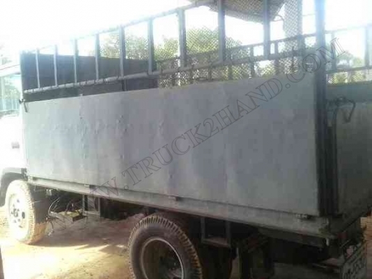 รถบรรทุก 6 ล้อ ยี่ห้อ ISUZU 115 เครื่องยนต์ 4BG2 คอกเหล็ก