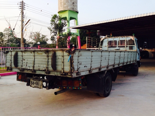 ขาย6ล้อ 175HPยาว6เมตรครับ
