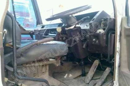 รถบรรทุก 10 ล้อดั๊มพ์ ยี่ห้อ MITSUBISHI รุ่น FUSO