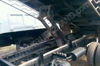 รถบรรทุก 6 ล้อดั๊มพ์ ยี่ห้อ ISUZU รุ่น NPR  115 แรงม้า