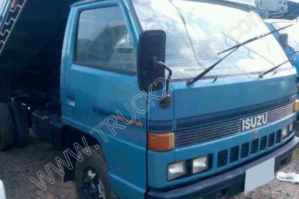 รถบรรทุก 6 ล้อดั๊มพ์ ยี่ห้อ ISUZU รุ่น NPR  115 แรงม้า