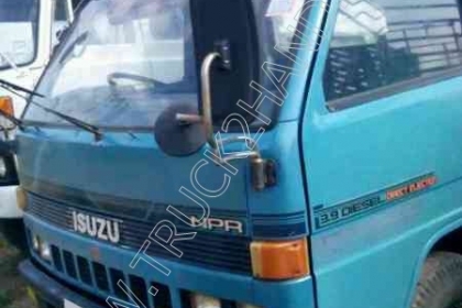 รถบรรทุก 6 ล้อดั๊มพ์ ยี่ห้อ ISUZU รุ่น NPR  115 แรงม้า