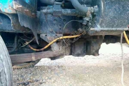 รถบรรทุก 6 ล้อ ยี่ห้อ ISUZU  100 แรงม้า