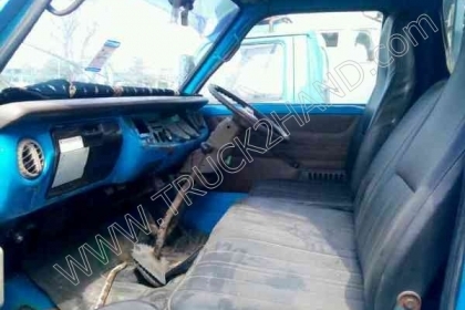 รถบรรทุก 6 ล้อ ยี่ห้อ ISUZU  100 แรงม้า