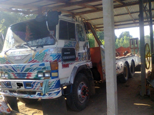 รถเกี่ยวข้าวนิววิเชียรการช่างเครื่องเจทู750000บาทพร้อมเทเลอร์1350000บาท