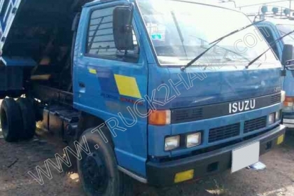 รถบรรทุก 6 ล้อดั๊มพ์ ยี่ห้อ ISUZU รุ่น NPR 130 แรงม้า