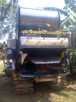 ขายรถเกี่ยวเกษตรช้างน้อยเจ้าพลังอุ้ม1.2ตัน