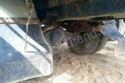 รถบรรทุก 6 ล้อ ยี่ห้อ HINO รุ่นKM779