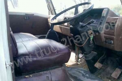 รถบรรทุก 6 ล้อ ยี่ห้อ HINO รุ่นKM779