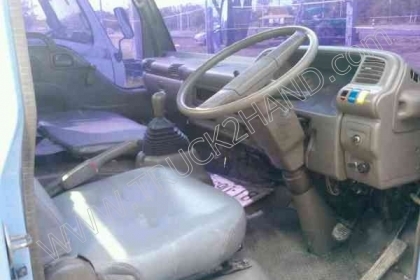 รถบรรทุก 6 ล้อ ยี่ห้อ ISUZU รุ่น NPR 120 แรงม้า