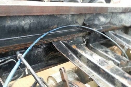 รถบรรทุก 10 ล้อดั๊มพ์ท้องเรือ ยี่ห้อ NISSAN ลงหัว HINO 2 เพลา 225 แรงม้า