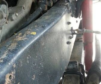 รถบรรทุก 10 ล้อดั๊มพ์ท้องเรือ ยี่ห้อ NISSAN ลงหัว HINO 2 เพลา 225 แรงม้า