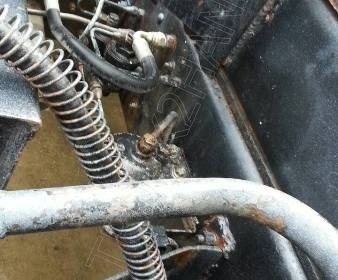 รถบรรทุก 10 ล้อดั๊มพ์ท้องเรือ ยี่ห้อ NISSAN ลงหัว HINO 2 เพลา 225 แรงม้า