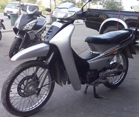 Wave 100 ไมล์ลาย ปี47