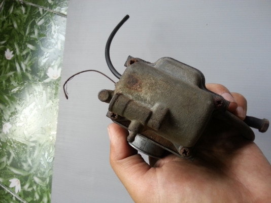 ขายคาร์บูเก่าหลายรายการ(เหลืออีก3ตัว) ขายคาร์บูเก่าหลายรายการ(เหลืออีก3ตัว)