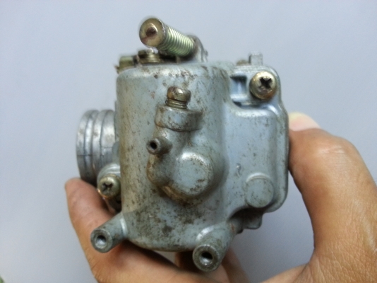 ขายคาร์บูเก่าหลายรายการ(เหลืออีก3ตัว) ขายคาร์บูเก่าหลายรายการ(เหลืออีก3ตัว)