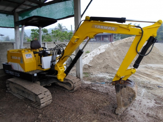 ขายรถแบคโฮยันมาร์ YB301 tel 081-8857576
