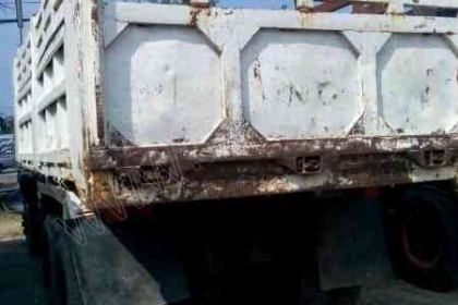 รถบรรทุก 10 ล้อดั๊มพ์ ยี่ห้อ MITSUBISHI รุ่น FUSO FN527 190 แรงม้า