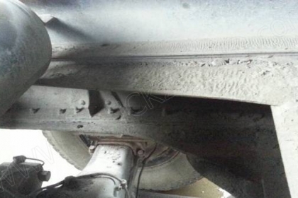 รถบรรทุก 10 ล้อดั๊มพ์ท้องเรือ ยี่ห้อ NISSAN ลงหัว HINO 2 เพลา 225 แรงม้า