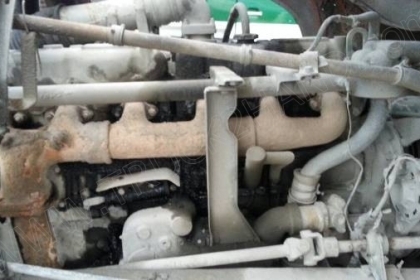 รถบรรทุก 10 ล้อดั๊มพ์ท้องเรือ ยี่ห้อ NISSAN ลงหัว HINO 2 เพลา 225 แรงม้า