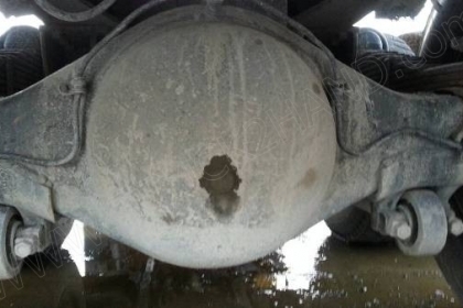 รถบรรทุก 10 ล้อดั๊มพ์ท้องเรือ ยี่ห้อ NISSAN ลงหัว HINO 2 เพลา 225 แรงม้า