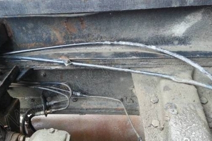 รถบรรทุก 10 ล้อดั๊มพ์ท้องเรือ ยี่ห้อ NISSAN ลงหัว HINO 2 เพลา 225 แรงม้า